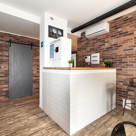 Co.Sleep Hotel Rom Eksteriør billede